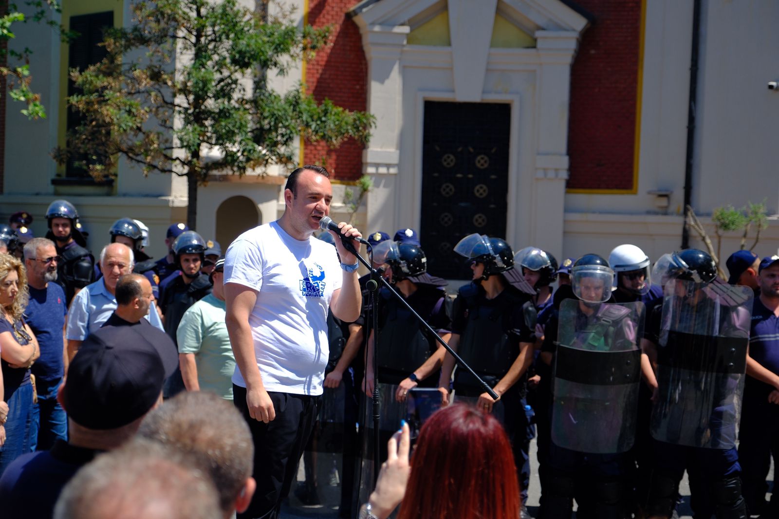 kush vjedh me shume paguan me shume balliu nga protesta para bashkise u ble 6 mije euro nje palme drejtesia vendoset kur