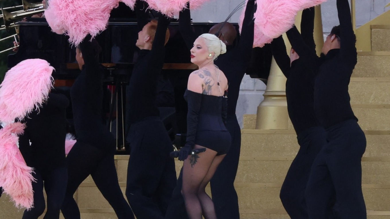 Lady Gaga flet pas performancën e saj në Lojërat Olimpike: Është një dhuratë që nuk do ta harroj kurrë