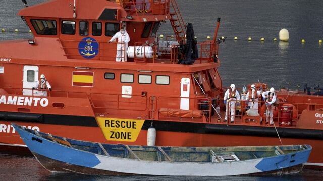 lampedusa e re eshte ne atlantik ja si vdesin emigrantet per te arritur ne ishujt kanarie