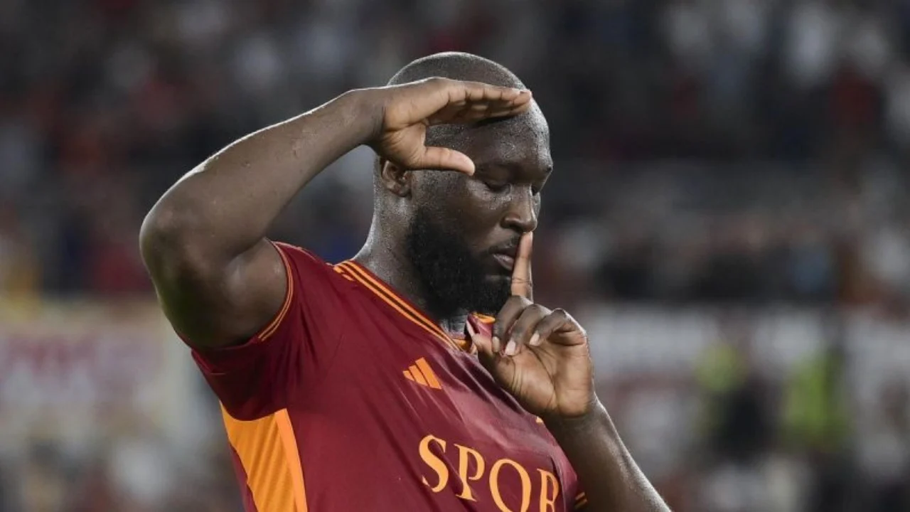 merkato lukaku fshin te shkuaren e tij ne rrjetet sociale deshiron vetem napolin e contes