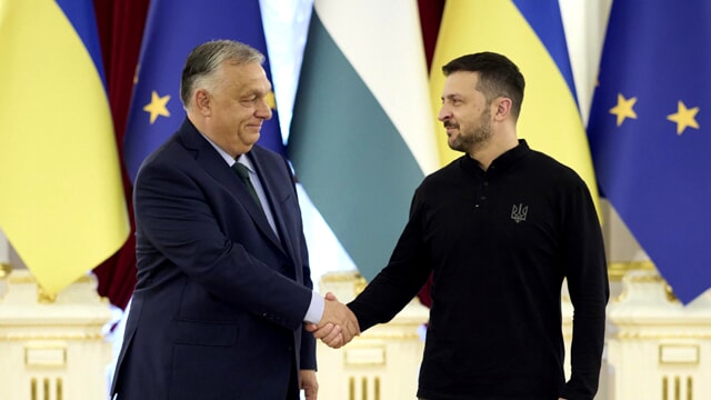 orban ne ukraine i kerkon zelensky t vendosjen e nje armepushimi a do nisin bisedimet e paqes mes kievit e moskes