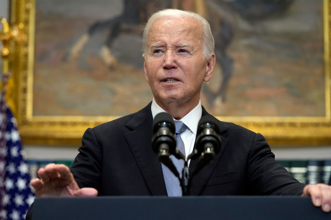 pata nje komunikim telefonik ne shba ska vend per kete lloj dhune biden tregon biseden me trump dhe urdheron hetim te sigurise ne tubimin e ish presidentit