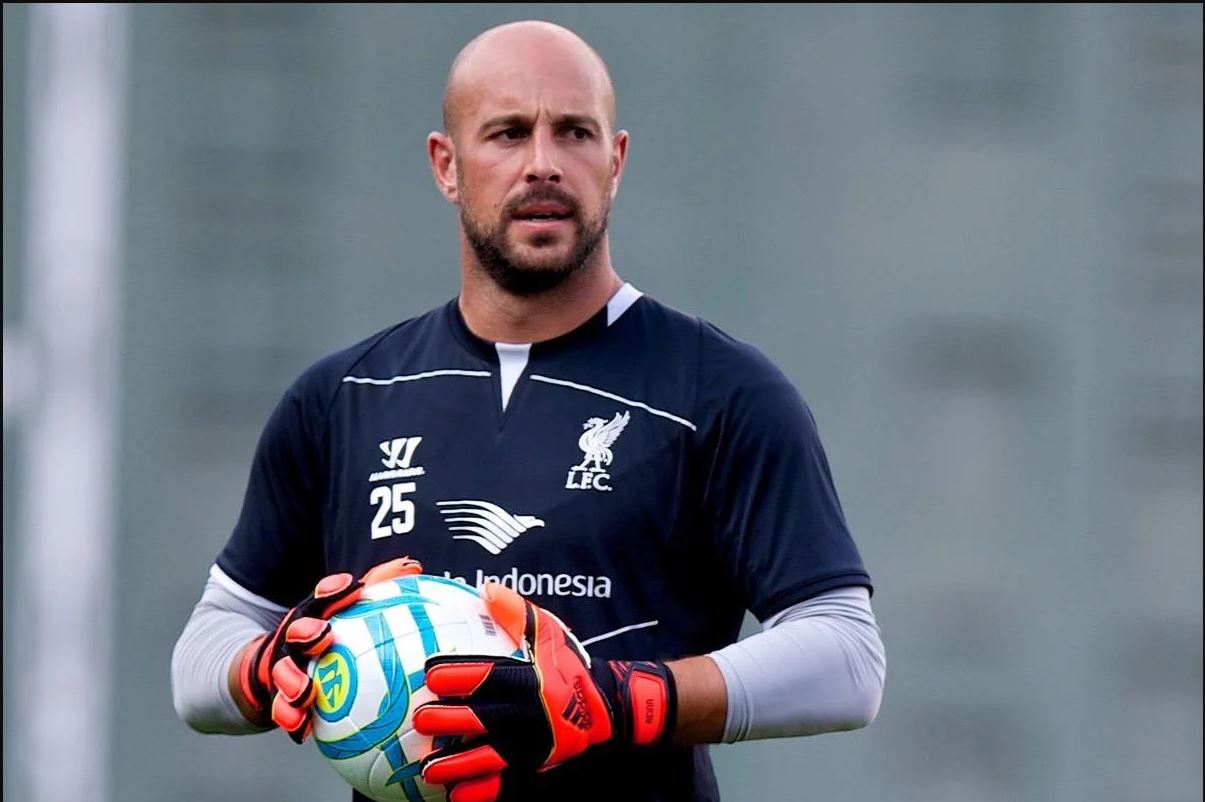 pepe reina nuk njeh moshe rikthehet ne serie a tek skuadra e mikut te tij