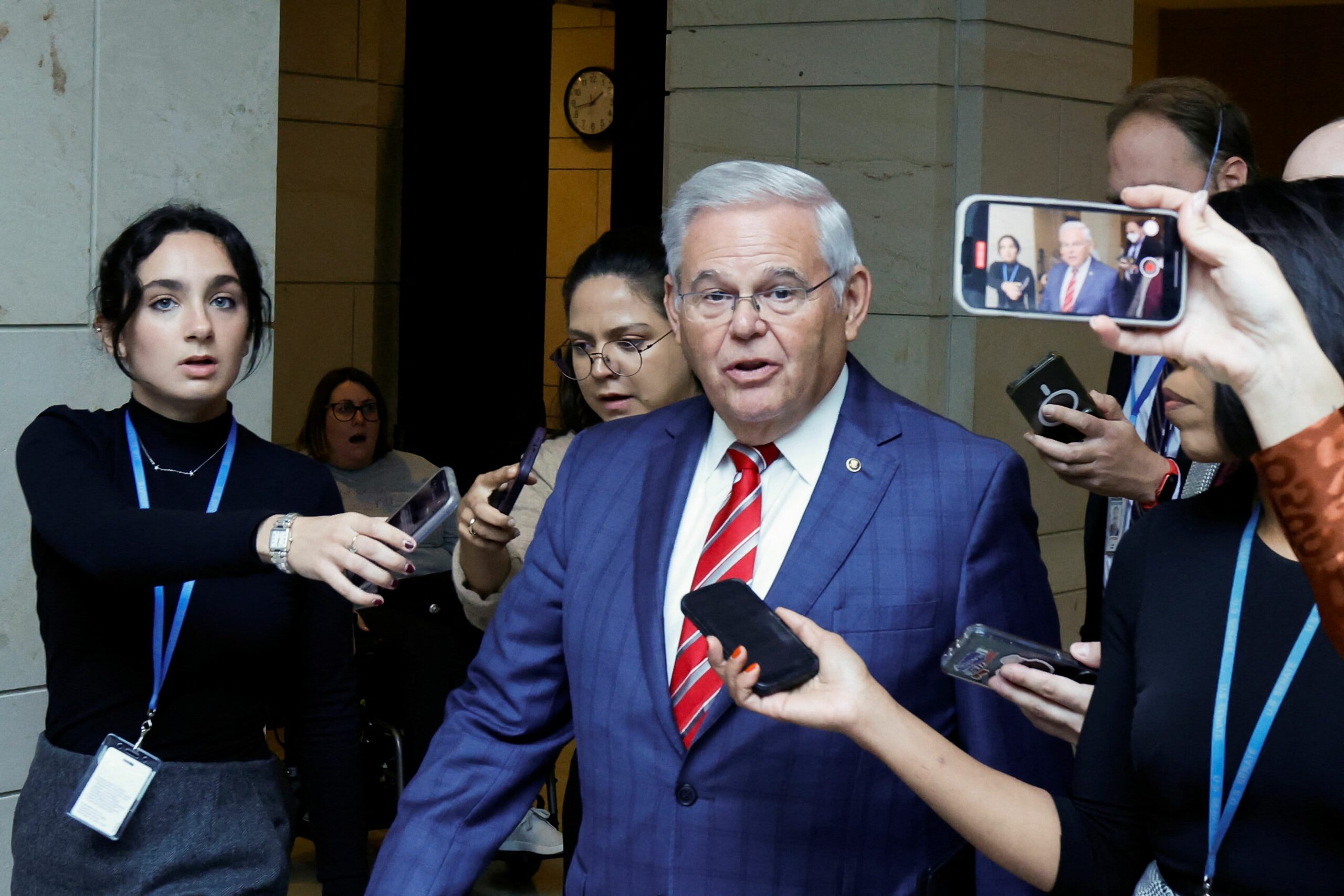 perfitoi qindra mijera dollare permes korrupsionit senatori demokrat bob menendez shpallet fajtor