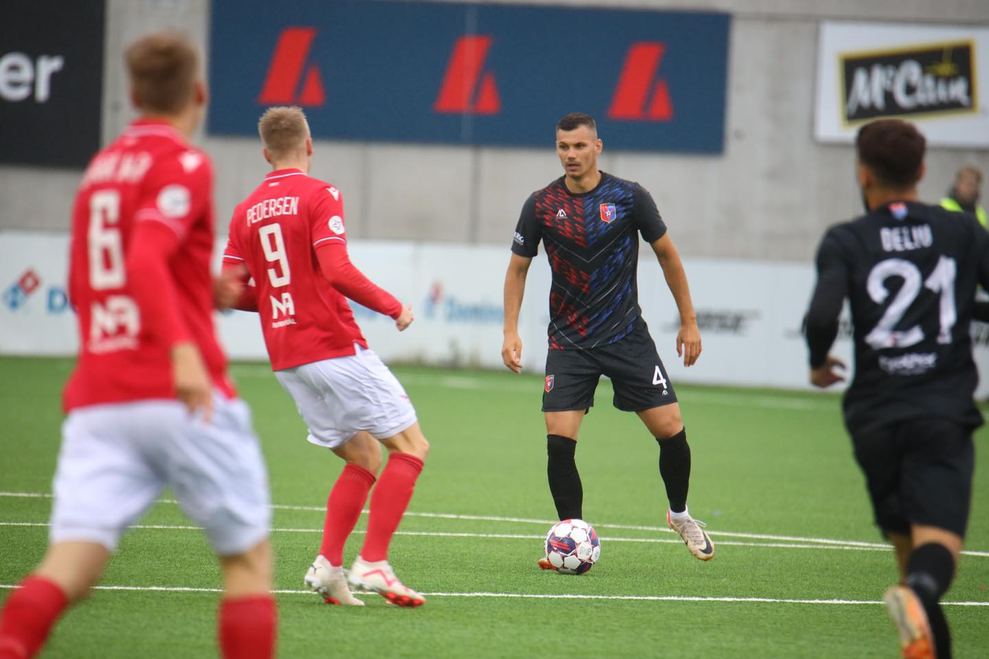 rrezikohet zhvillimi i ndeshjes vllaznia valur uefa dhe interpoli marrin situaten ne dore