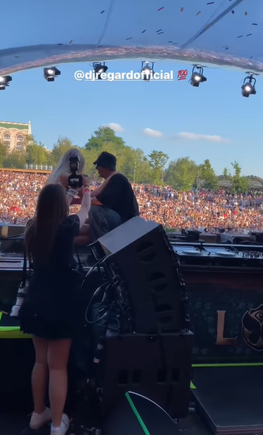 Sa romantike! DJ shqiptar i propozon të dashurës në Tomorrowland