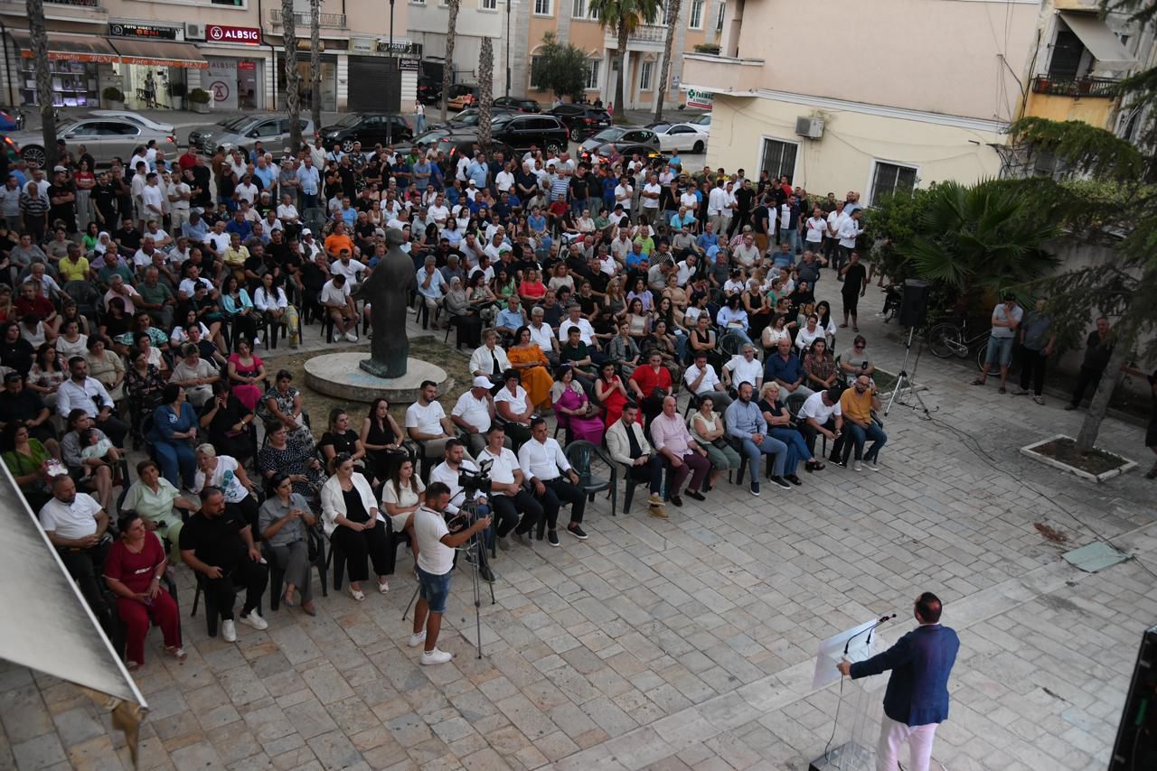 salianji takim masiv ne kavaje qeveria kafshate qe skaperdihet ne 11 korrik te protestojme per largimin e rames