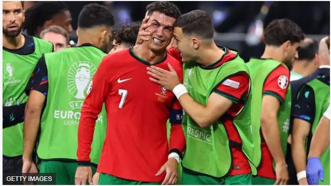 skuadra e ronaldos u kualifikua ne cerek finale 3 5 mln njerez pane ndeshjen portugali sllovaki ne tv portugez