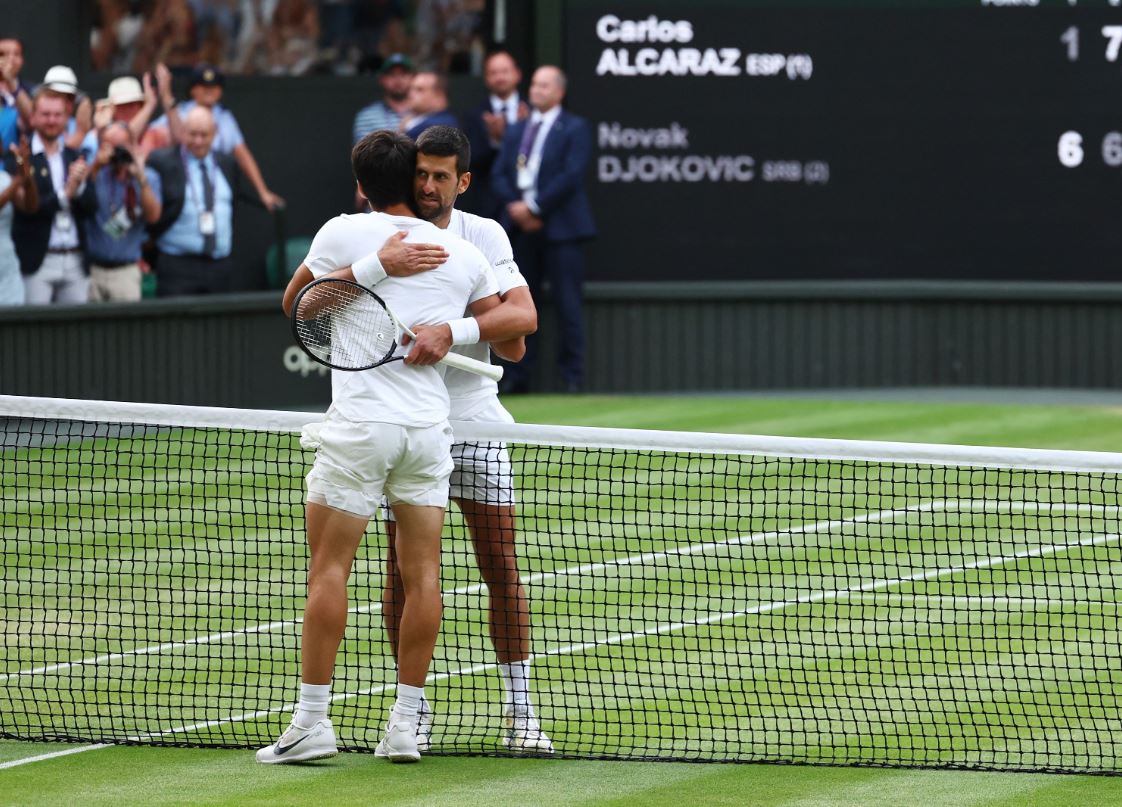 tenis djokovic dhe alcaraz serish perballe ne finalen e wimbledon