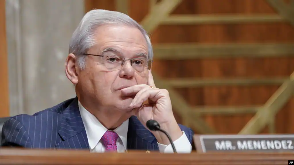 u shpall fajtor per korrupsion senatori demokrat bob menendez jep doreheqjen