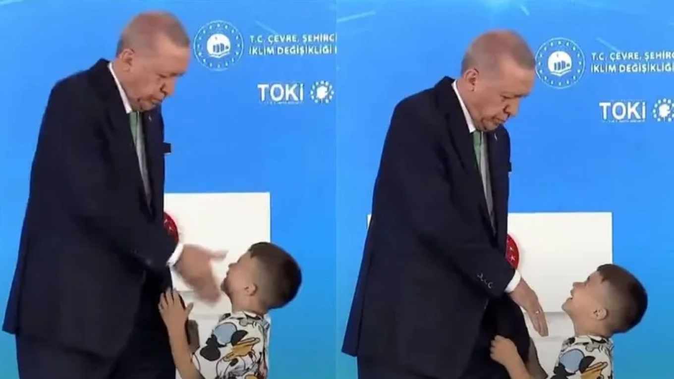 VIDEO/ Vogëlushi nuk i puthi dorën, Erdogan e godet me shuplakë, pamjet bëjnë xhiron e rrjetit