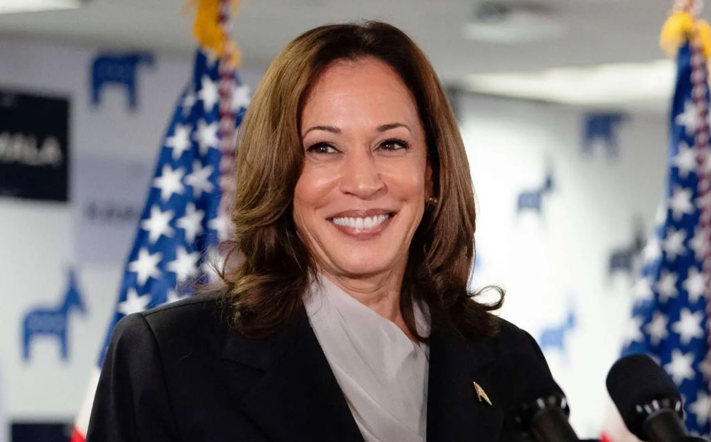 zgjedhjet ne shba kamala harris mbledh 200 milione dollare nga donatoret ne javen e pare te kandidatures se saj sondazhet rritet mbeshtetja nga te rinjte