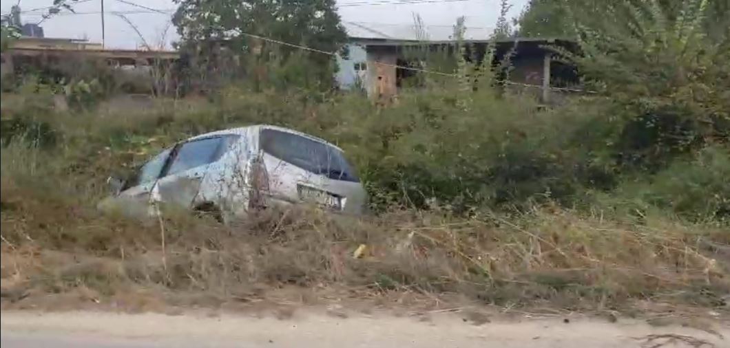 aksident ne aksin berat dimal mercedesi parakalon gabim dhe hedh ne kanal toyoten shoqerohet ne polici drejtuesi i benzit