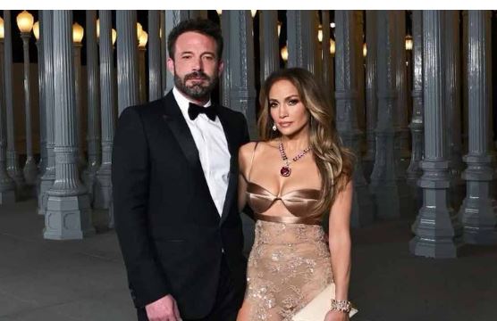 ben affleck duket shume i lumtur pas ndarjes nga j lo