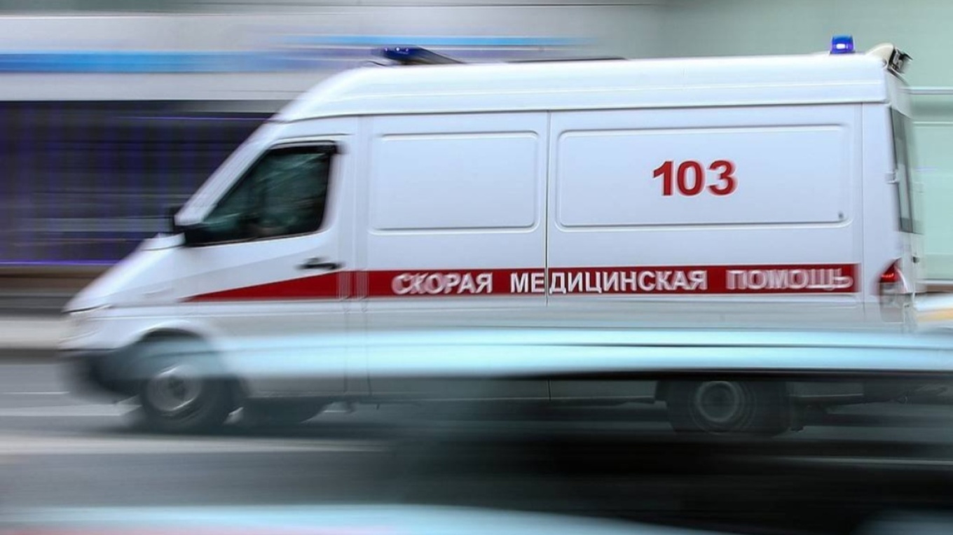 droni ukrainas godet ambulancen ne kursk te rusise vdes shoferi dhe ndihmes mjeku plagoset nje tjeter