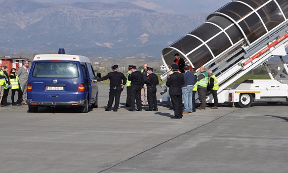 kanosi nje shtetase qe te mos i publikonte video intime arrestohet kosovari ne gjermani detajet