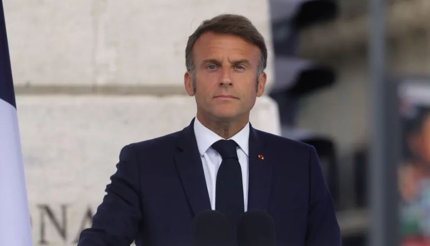 kaos politik ne france presidenti emmanuel macron refuzon te emeroje kryeministrin nga koalicioni i majte