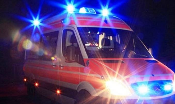 nderron jete ne spital 23 vjecarja policia dyshohet se ka konsumuar