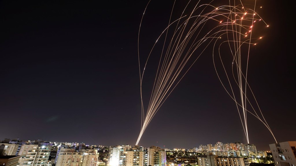 pas hezbollahut hamasi sulmon me raketa tel avivin pergjigje ndaj masakrave izraelite kunder civileve