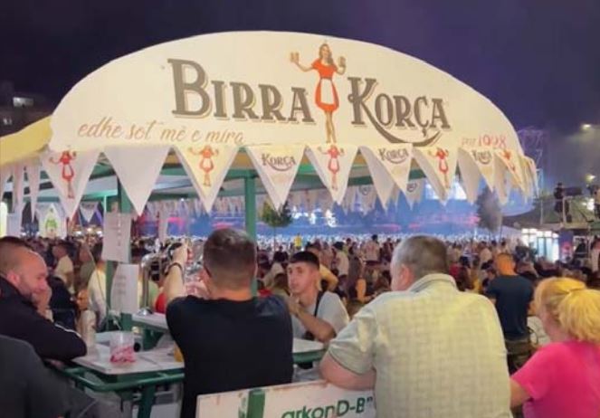 rikthehet festa e birres 5 net muzike e shije autentike pija kryesore birra korca mirepret turistet me nje risi