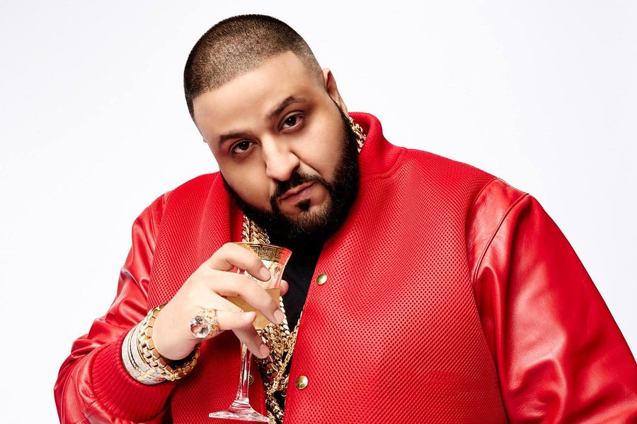 thote se ushtrohet dy here ne dite frigoriferi i stermbushur me akullore tradhton dj khaled