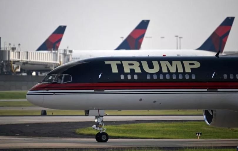 trump force one devijoi fluturimin cfare ndodhi me avionin e ish presidentit