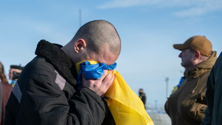 Ukraina dhe Rusia vendosin të shkëmbejnë mbi 100 të burgosur