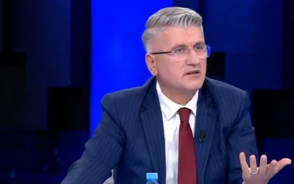 berisha zyrtarisht nen akuze nga spak gjekmarkaj po synohet te shuhet opozitarizmi ne shqiperi