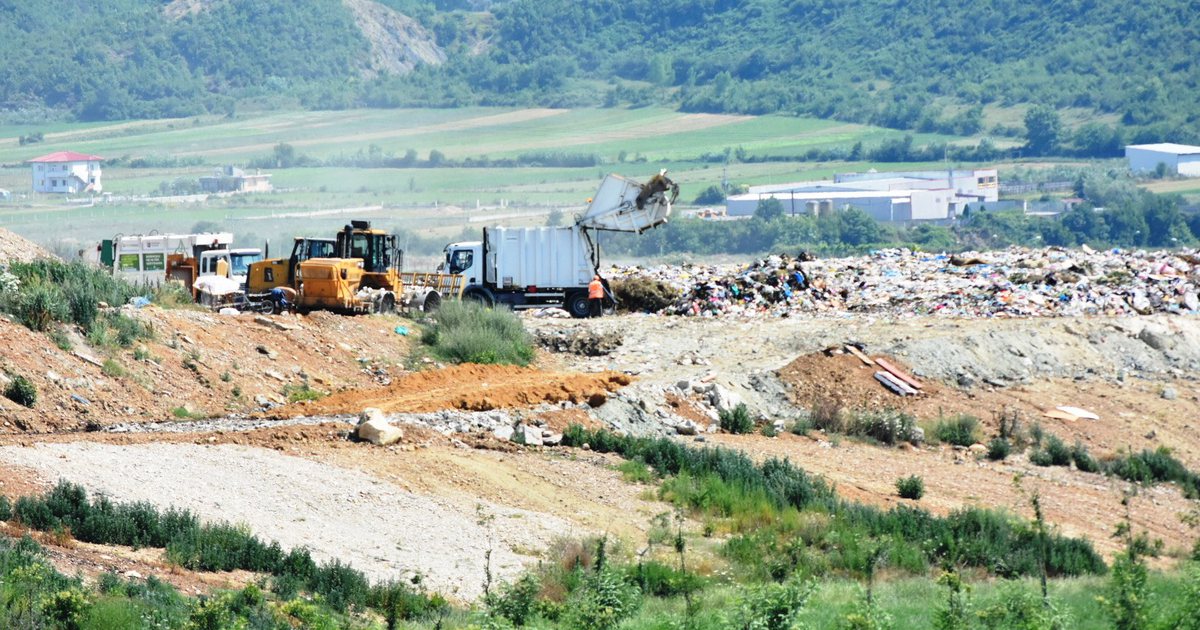 drafti per menaxhimin e mbetjeve parashikon ngritjen e landfilleve te reja por kostot per ndertimin dhe operimin do te mbulohen nga privati per nje afat deri 30 vjecar