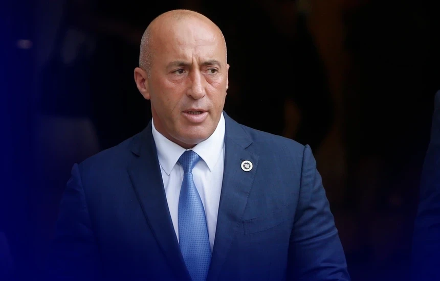 Haradinaj pas kritikës së Hovenierit: Këmbanat bien për ata që kanë vesh