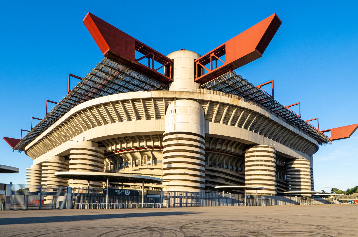 inter dhe milan behen bashke per san siro n jo rikonstruksionit te stadiumit rikthehet hipoteza e stadiumit te ri