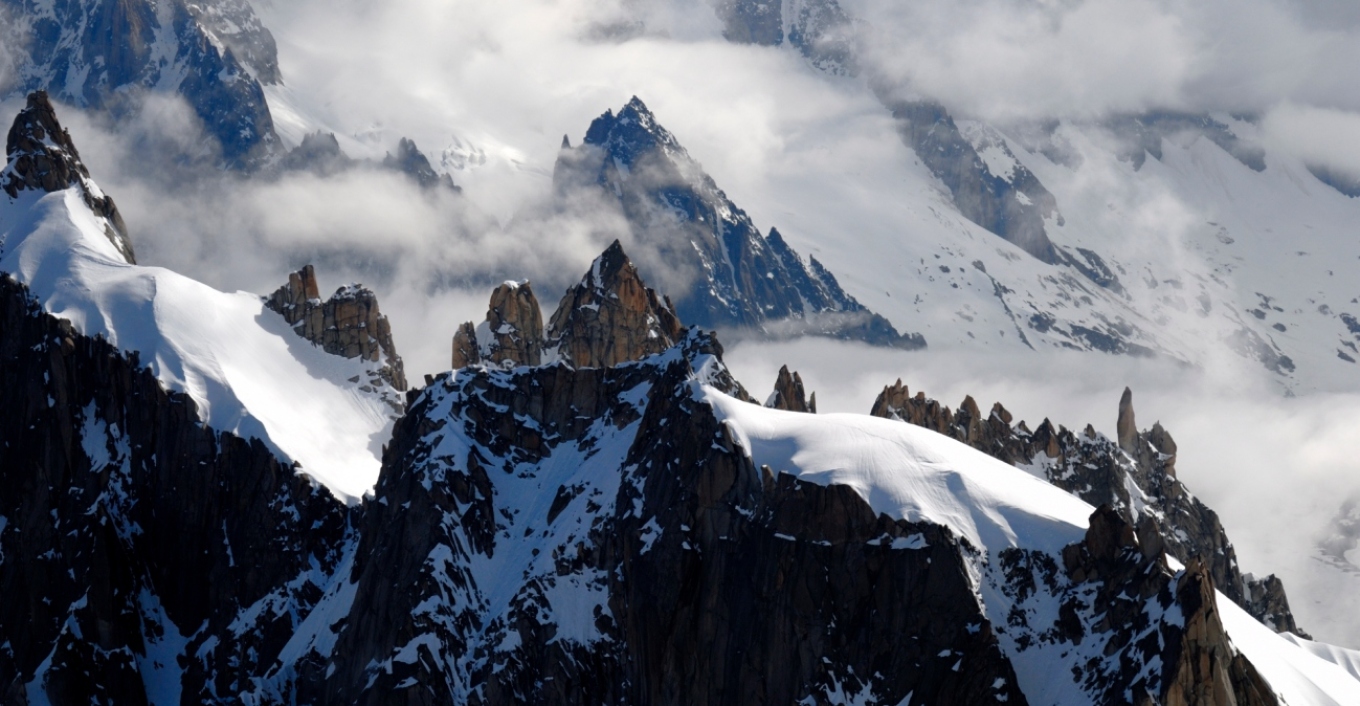 Katër alpinistët që mbetën të bllokuar në Malin e Bardhë kanë vdekur