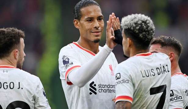 liverpool shume i forte per united fitore e thelle ne manchester video