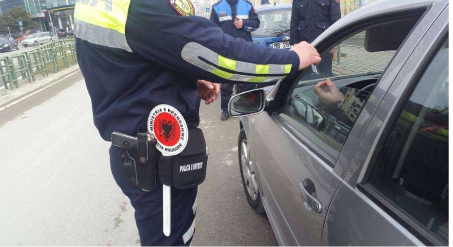 policia rrugore tirane ben bilancin javor 10 shofere te arrestuar ose proceduar dhe mbi 10 mije masa administrative