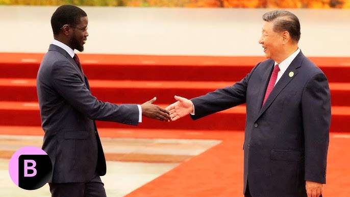 Presidenti kinez Xi Jinping premton mbi 50 miliardë dollarë ndihmë financiare për Afrikën gjatë tre viteve të ardhshme