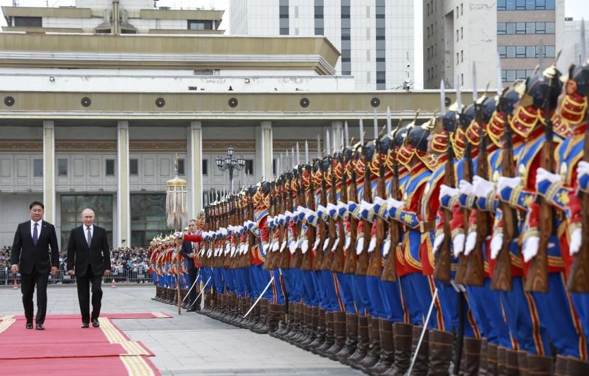 Putini viziton Mongolinë, pak ditë pas urdhrit për arrestim