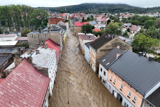 rendohet bilanci i viktimave nga permbytjet 16 te vdekur ne europen qendrore te tjere raportohen te zhdukur