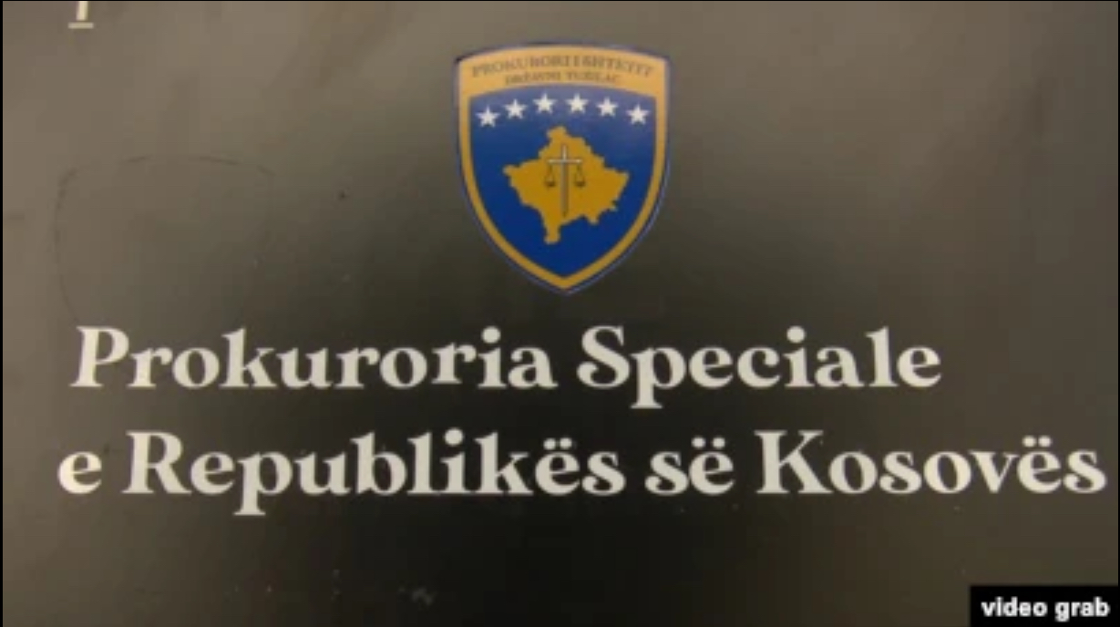 vrasje perdhunime torture dhe spastrim etnik kosova akuzon 2 serbe per krime lufte