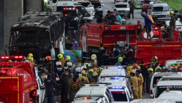 Bangkok, të paktën 23 nxënës dhe mësues dyshohet se kanë vdekur pasi autobusi i shkollës shpërtheu në flakë