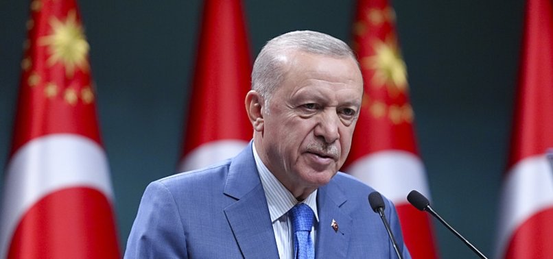 “Do të shqyrtohen të gjitha aspektet e marrëdhënieve dypalëshe”/ Pas vizitës në Shqipëri Erdogan shkon në Serbi dhe takon Vuçiç, ja njoftimi i Presidencës turke