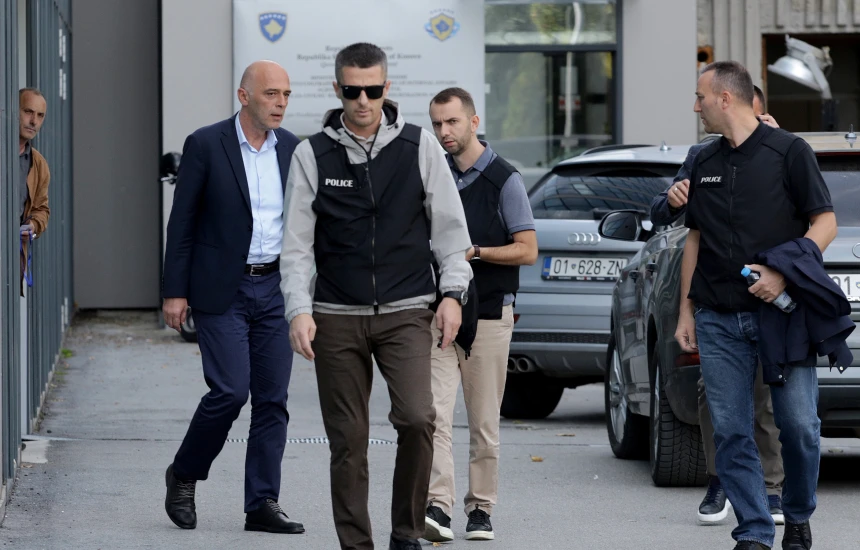 Kosovë/ Arrest shtëpie për zyrtarin e Ministrisë së Mjedisit që dyshohet për korrupsion