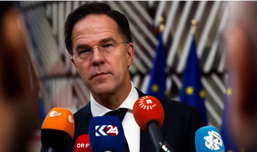 merr sot zyrtarisht detyren si kreu i ri i aleances ushtarake cilat jane sfidat e kreut te ri te nato s mark rutte