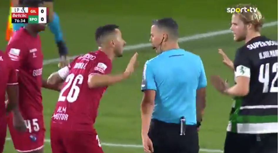 video skema perfekte per ti hequr nje gol ekipit arbitri ne portugali e degjeneron me sportingun e lisbones shihni se cfare ndodhi