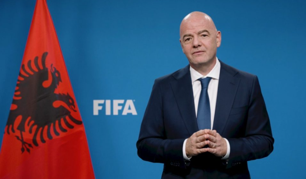 mund te beni historine dhe te kualifikoheni ne boteror mesazhi presidentit te fifa s ne ceremonine topi i arte 2024 jam impresiunuar sa hapa perpara qe keni bere